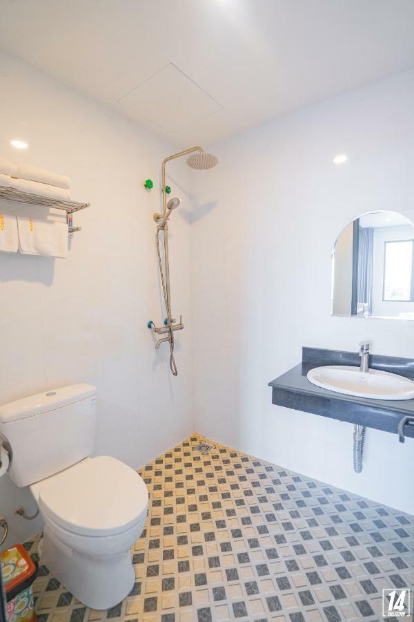 Luffy Hotel Uong Bi Exterior foto